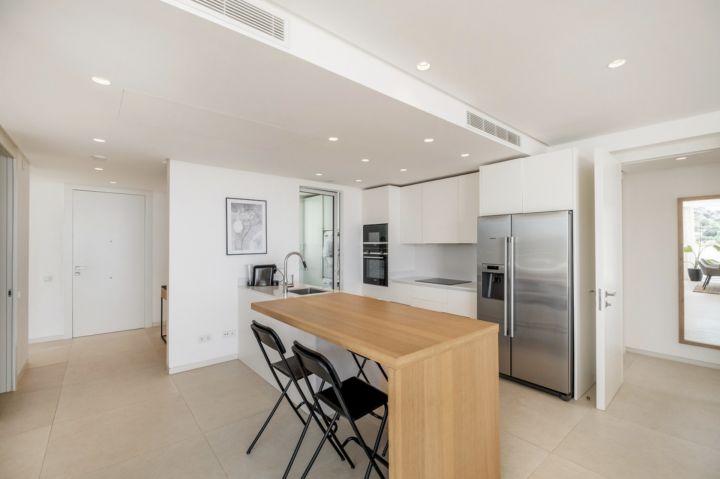 Penthouse in Palo Alto - Modern Exclusive Penthouse with Andalusian Charm in Palo Alto