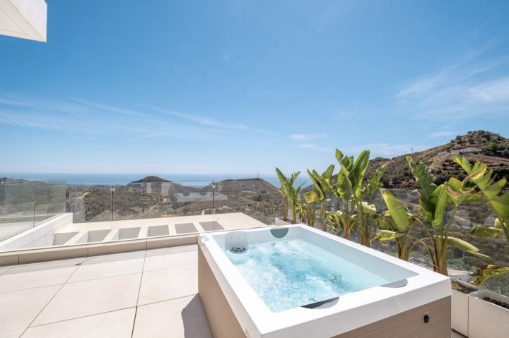 Penthouse in Palo Alto - Modern Exclusive Penthouse with Andalusian Charm in Palo Alto