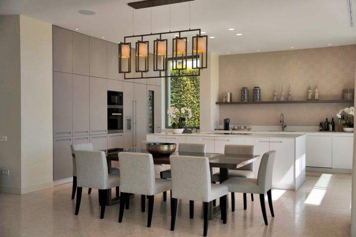 Villa Capanes - Upscale Property with Stunning Panoramic Views