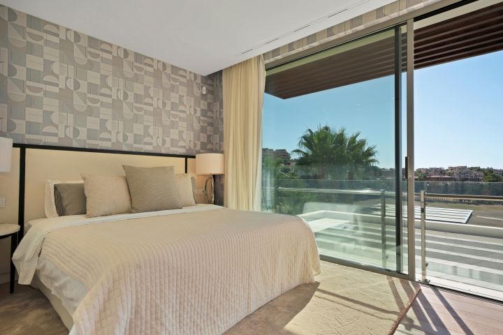 Villa Capanes - Upscale Property with Stunning Panoramic Views