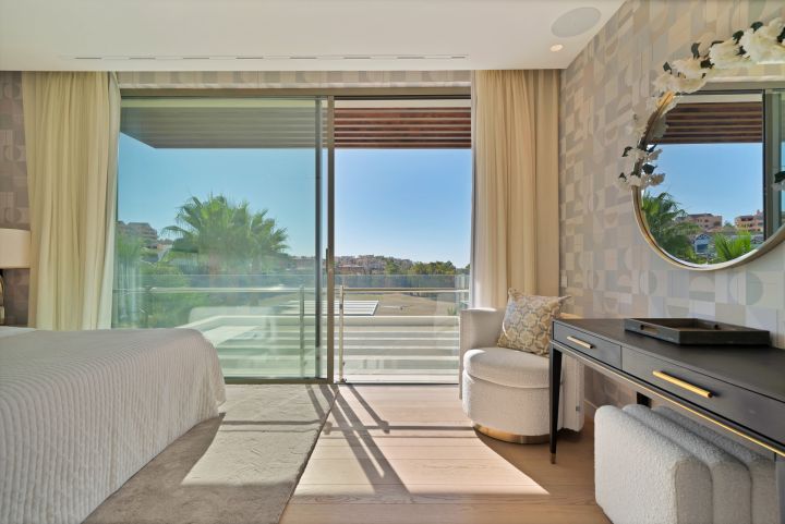 Villa Capanes - Upscale Property with Stunning Panoramic Views