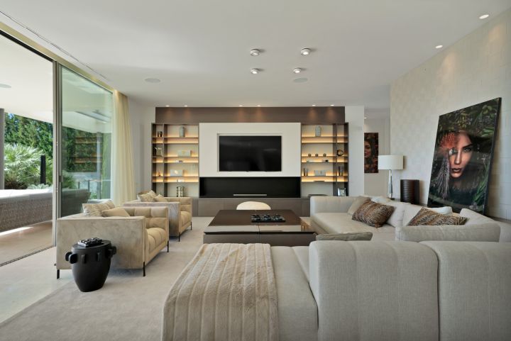 Villa Capanes - Upscale Property with Stunning Panoramic Views