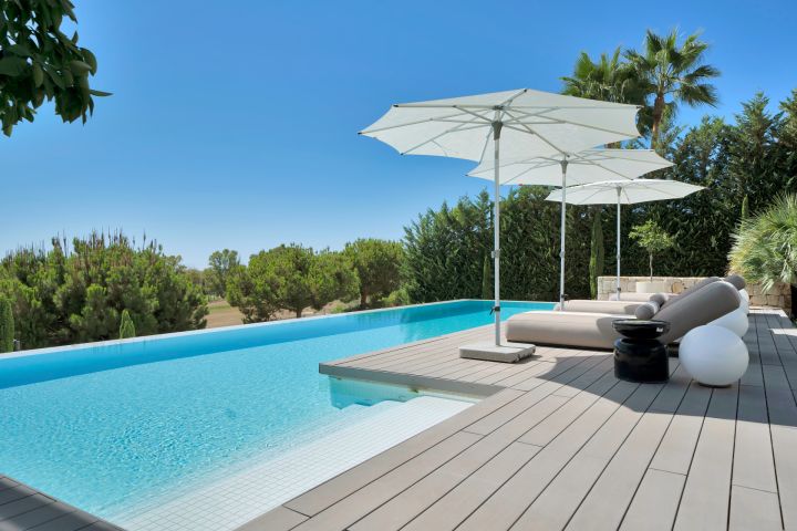 Villa Capanes - Upscale Property with Stunning Panoramic Views