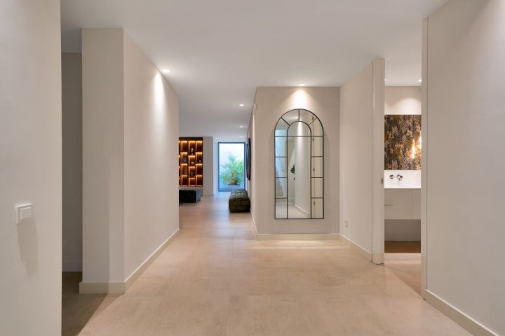 Villa Capanes - Upscale Property with Stunning Panoramic Views