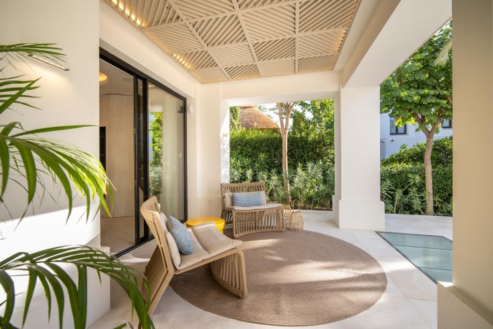 Altos Reales 2 - Contemporary Villa Frontline Golf