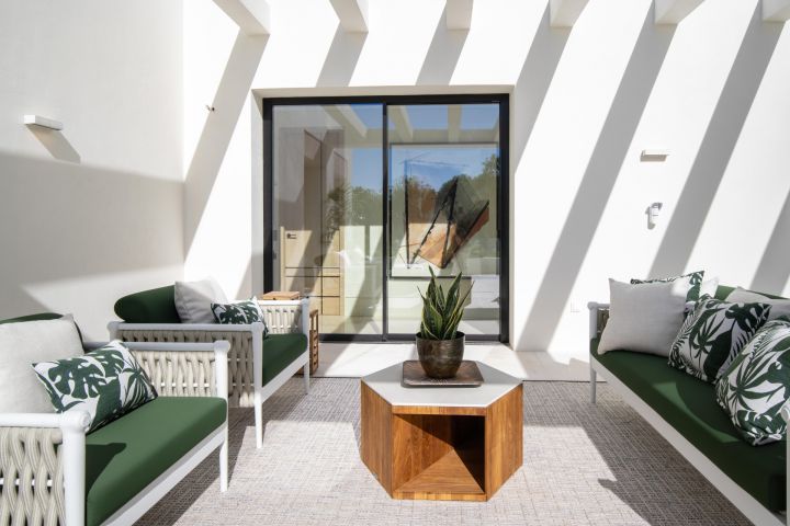 Altos Reales 2 - Contemporary Villa Frontline Golf