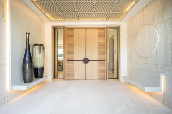 Altos Reales 2 - Contemporary Villa Frontline Golf