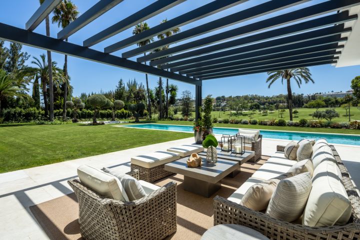 Villa Solstice - Impressive Frontline Golf Villa in Las Brisas