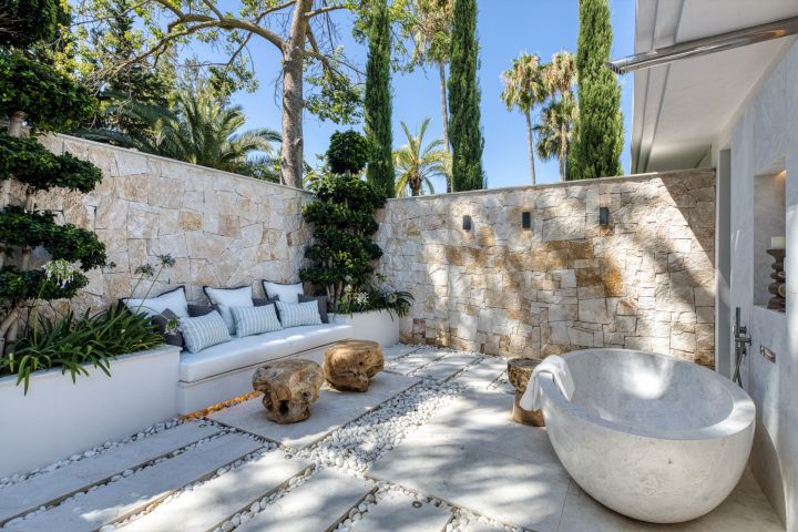 Villa Solstice - Impressive Frontline Golf Villa in Las Brisas