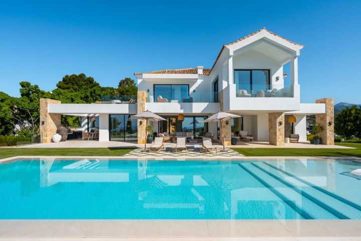 Villa Amara - Charming High-End Home in a Gated Community