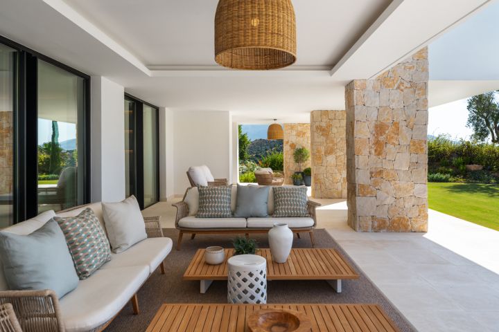 Villa Amara - Charming High-End Home in a Gated Community