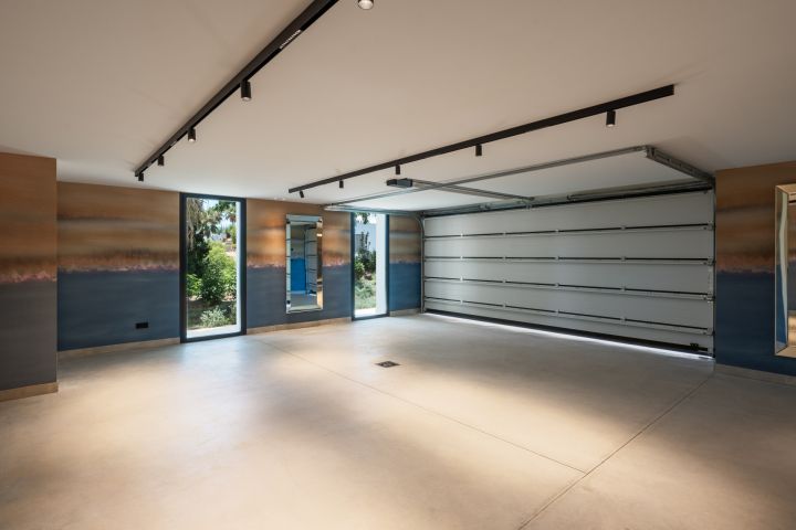 Villa Amara - Charming High-End Home in a Gated Community