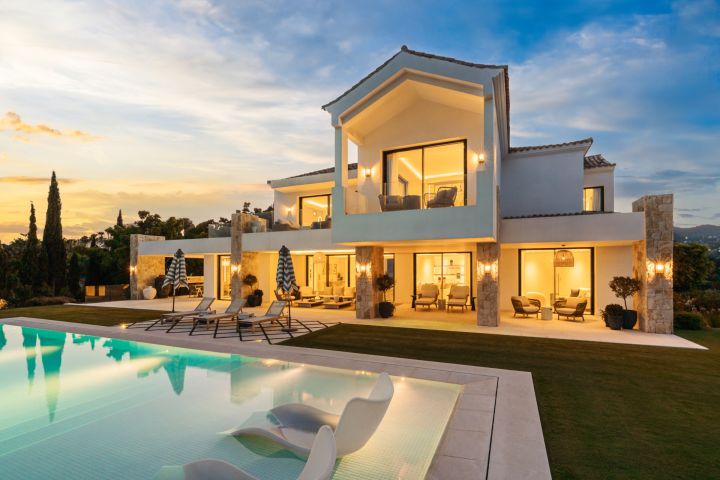 Villa Amara - Charming High-End Home in a Gated Community