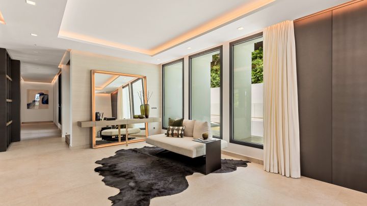 Villa med 4 sovrum och 4 badrum - Propriété contemporaine moderne dans une communauté fermée