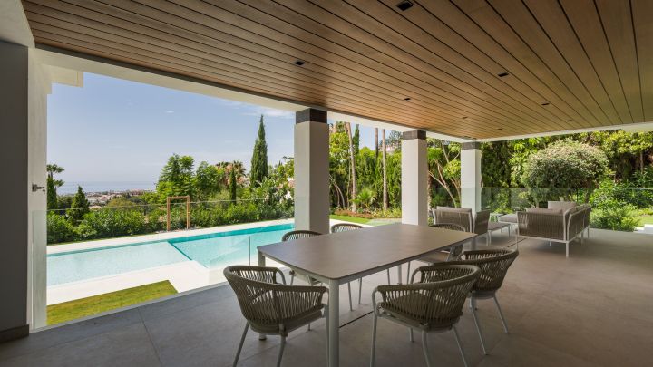 Villa med 4 sovrum och 4 badrum - Propriété contemporaine moderne dans une communauté fermée