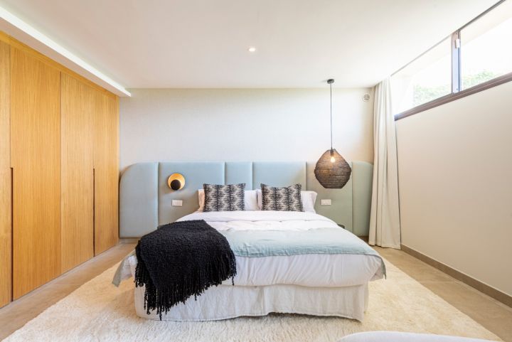 Villa in La Alqueria - Luxury Home in Benahavis