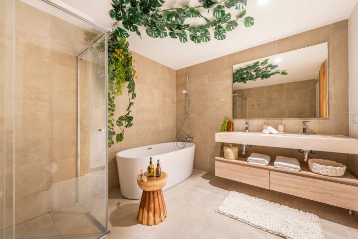 Villa in La Alqueria - Luxury Home in Benahavis