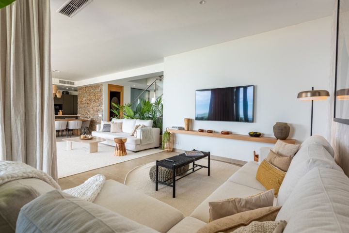 Villa in La Alqueria - Luxury Home in Benahavis