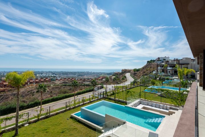 Villa in La Alqueria - Luxury Home in Benahavis