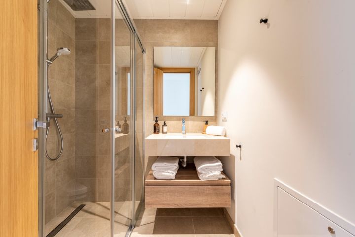 Villa in La Alqueria - Luxury Home in Benahavis