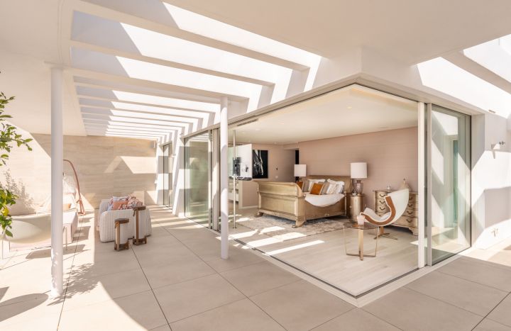 Jasmine Heights - Stylish Premium Property Frontline Golf