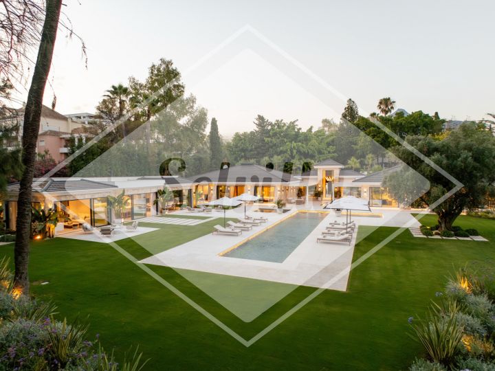 Villa Patagonia - Bespoke Contemporary Property Frontline Golf