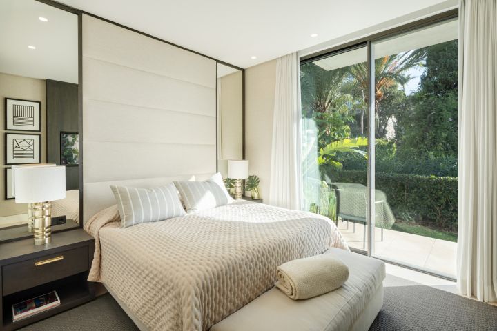 The Hills 5 - Contemporary Modern Home with Stunning Sea Views in La Quinta