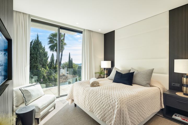 The Hills 5 - Contemporary Modern Home with Stunning Sea Views in La Quinta