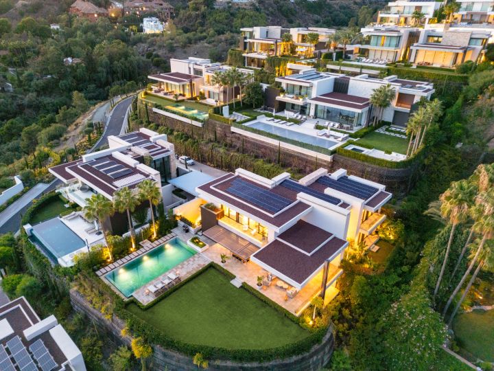 The Hills 5 - Contemporary Modern Home with Stunning Sea Views in La Quinta