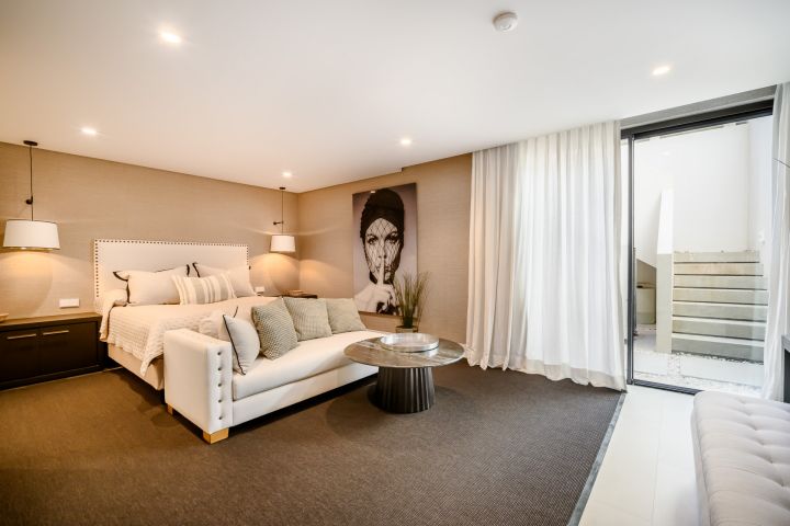 The Hills 5 - Contemporary Modern Home with Stunning Sea Views in La Quinta