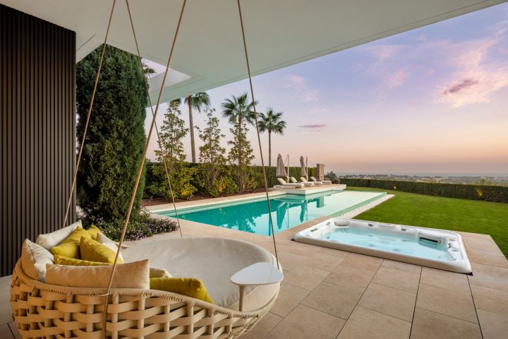 The Hills 1 - Unique Luxurious Frontline Golf Villa