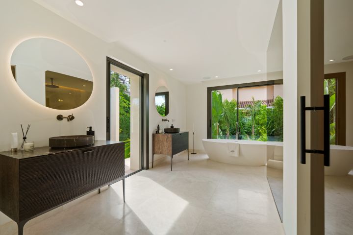 Brisas 12 - High-End Villa with Incredible Interiors