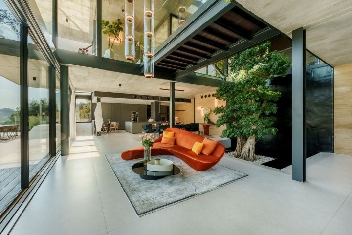 New York Architectural Award Winning Unique Frontline Golf Villa - New York Architectural Award Winning Unique Frontline Golf Villa