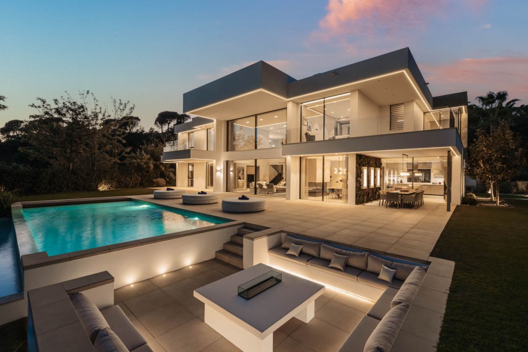 Villa Ciervo - Elegante propiedad contemporánea en primera línea de golf