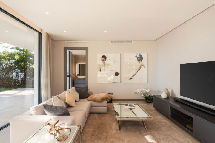 Villa Ciervo - Elegante propiedad contemporánea en primera línea de golf