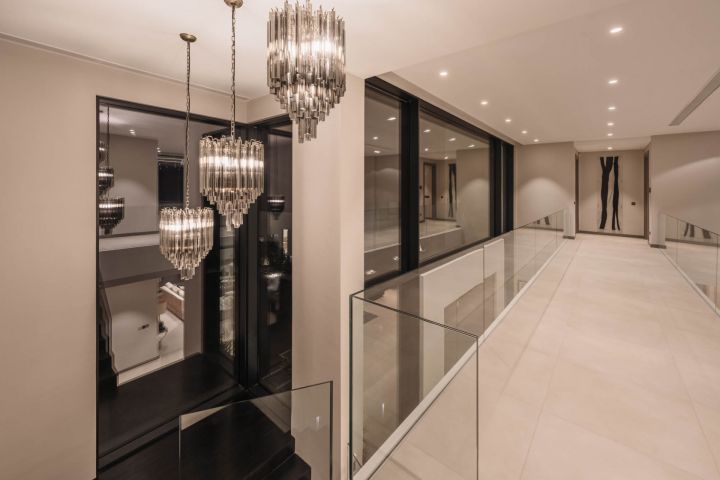 Villa Ciervo - Elegante propiedad contemporánea en primera línea de golf