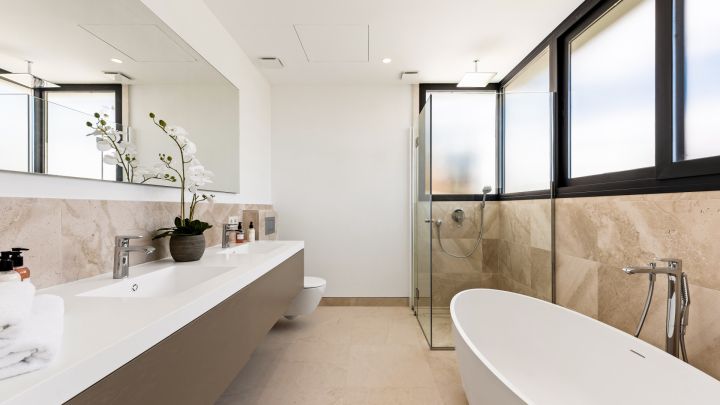 La Alqueria 16 - Contemporary Exclusive Villa offering Golf Views in La Alqueria