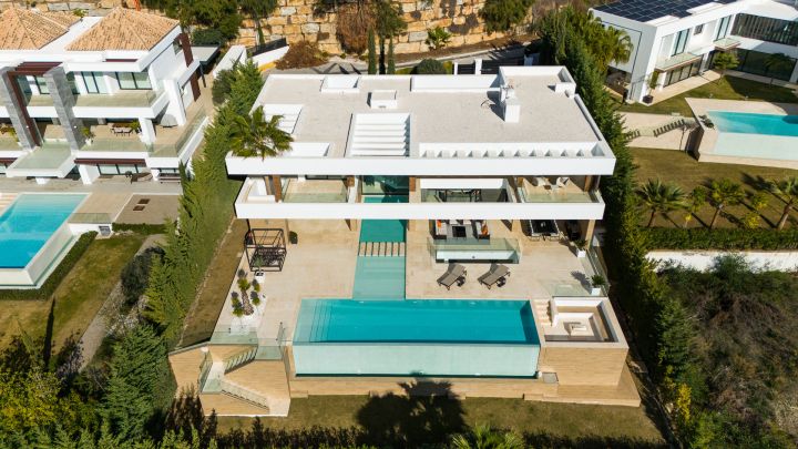 La Alqueria 16 - Contemporary Exclusive Villa offering Golf Views in La Alqueria