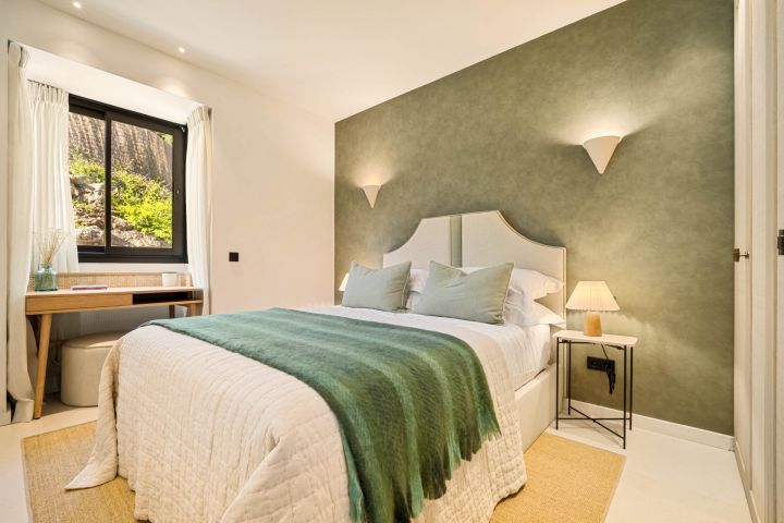 Casa Olivo - Spacious Refined Home offering Golf Views