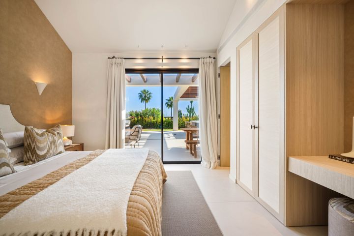 Casa Olivo - Spacious Refined Home offering Golf Views