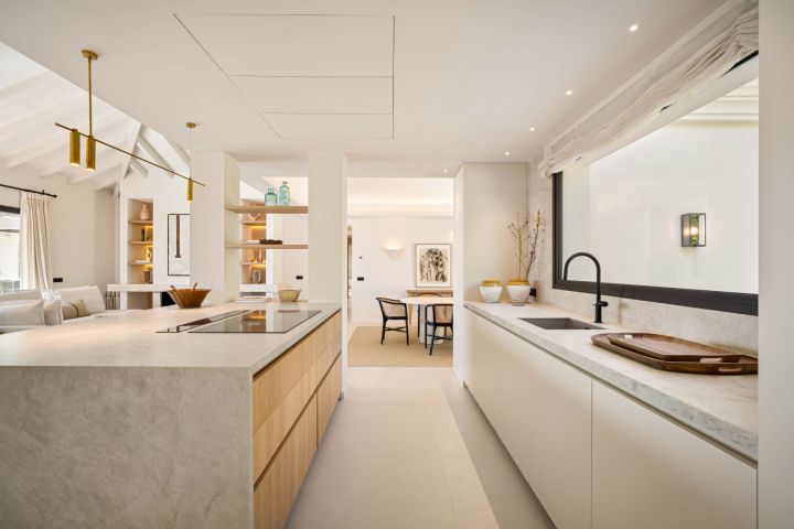 Casa Olivo - Spacious Refined Home offering Golf Views