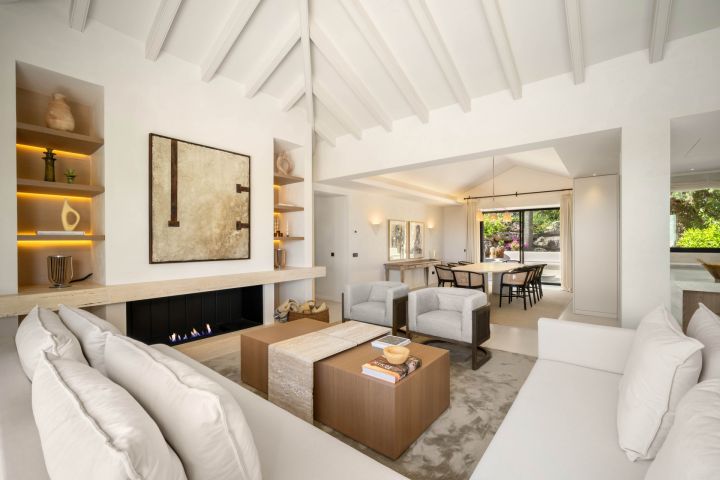 Casa Olivo - Spacious Refined Home offering Golf Views