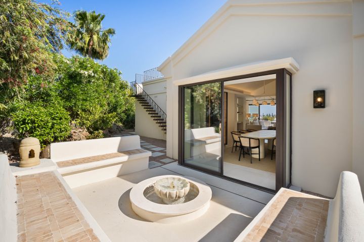 Casa Olivo - Spacious Refined Home offering Golf Views