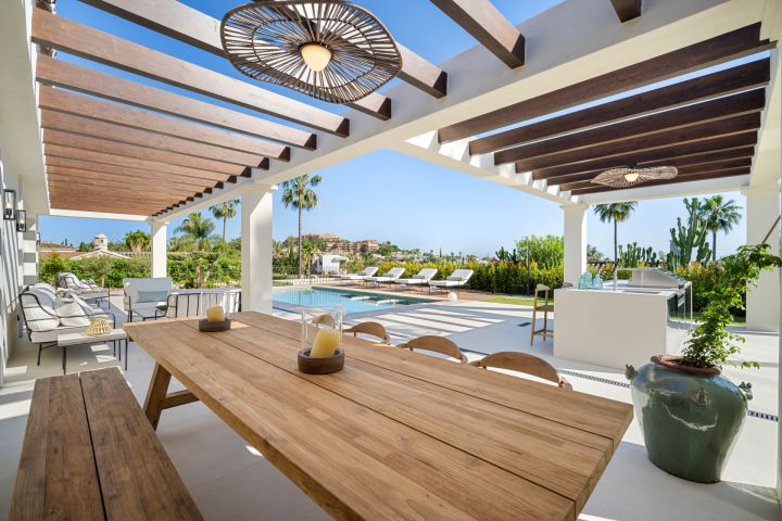 Casa Olivo - Spacious Refined Home offering Golf Views