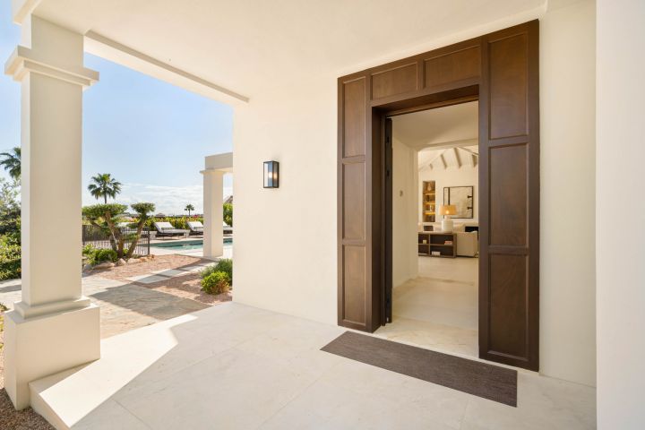 Casa Olivo - Spacious Refined Home offering Golf Views