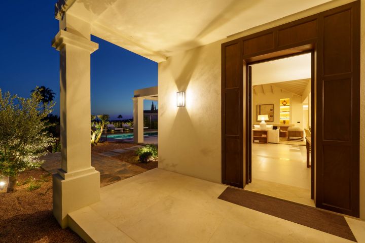 Casa Olivo - Spacious Refined Home offering Golf Views