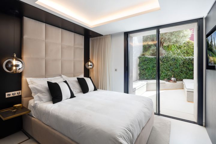 La Toca - Upscale Stylish Home in a Gated Community