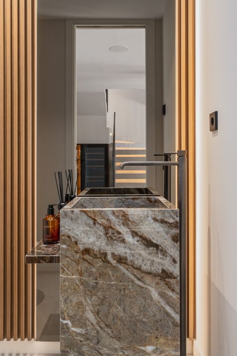 Maison Vue - Bespoke Property offering Stunning Views