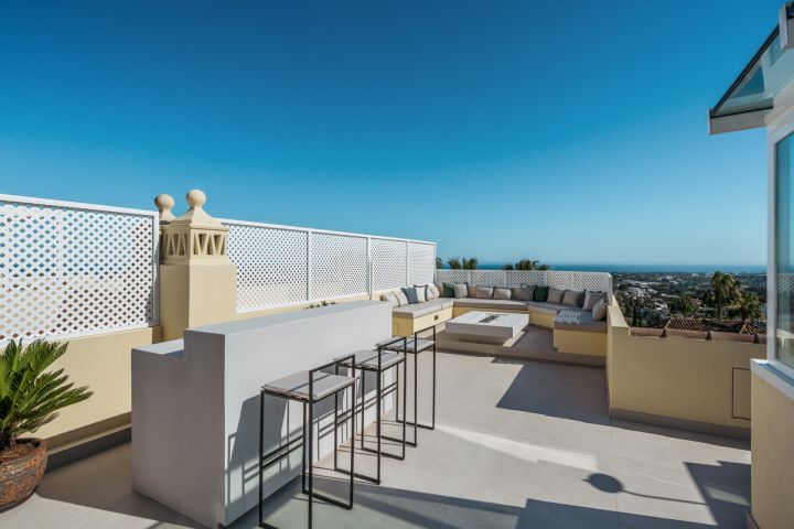 Maison Vue - Bespoke Property offering Stunning Views