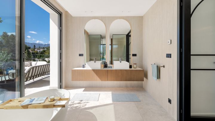 Villa en El Rosario - Una obra maestra andaluza refinada